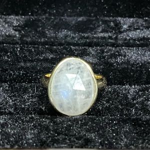 White quartz ring